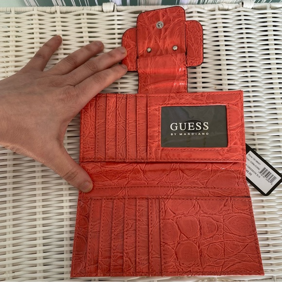 Patent Coral Guess Bag and Matching Wallet Set - Picture 15 of 17